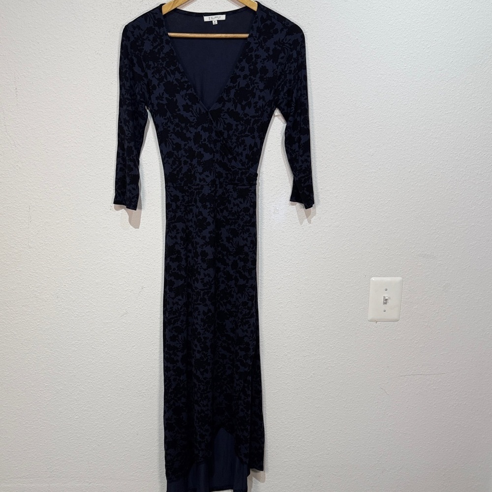 Z Supply Blue Black Floral Long Sleeve Dress size medium - Picture 2 of 9